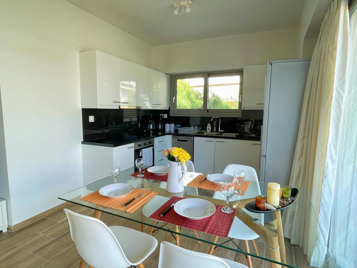 Wsd Luxury Bright 2bd With Sea View Balcony Apartment Athen